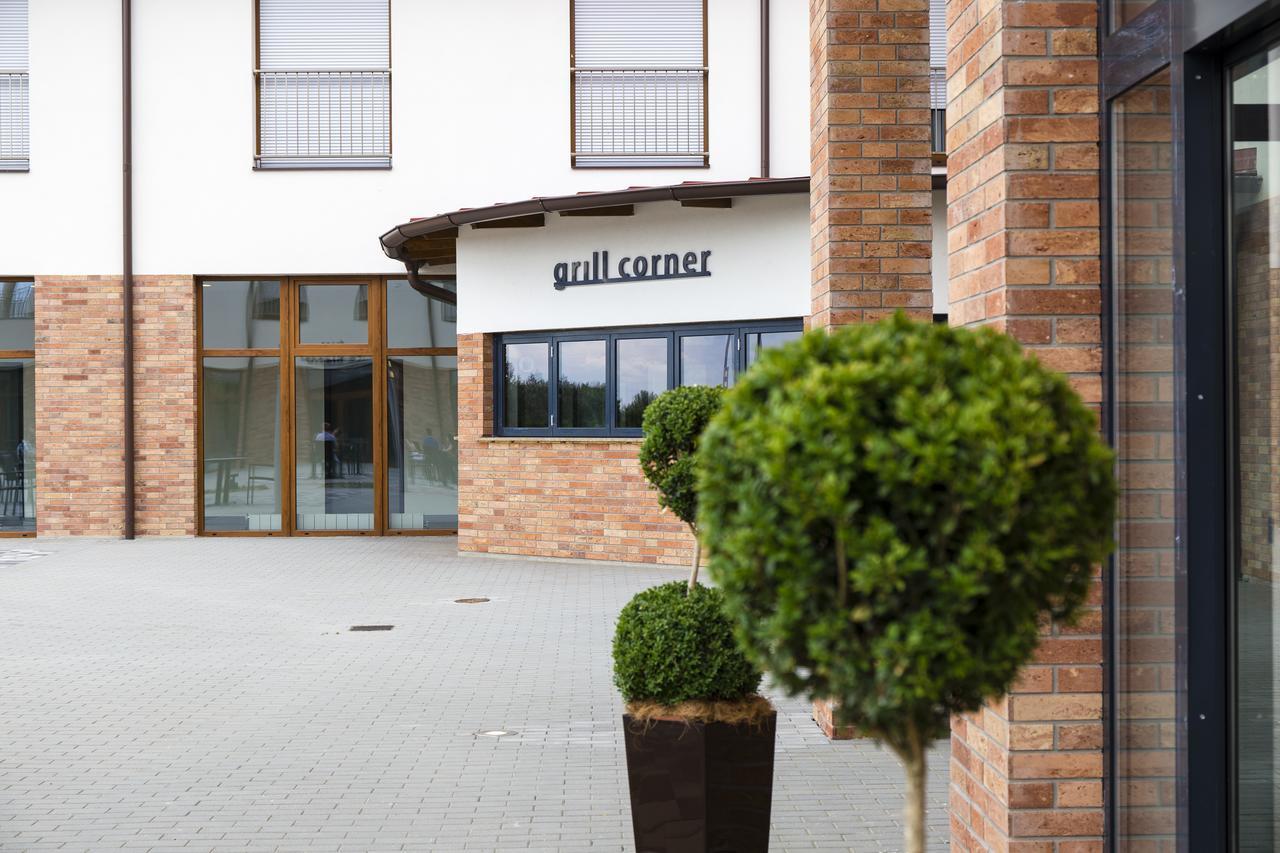 Family-Hotel Balástya Exterior photo